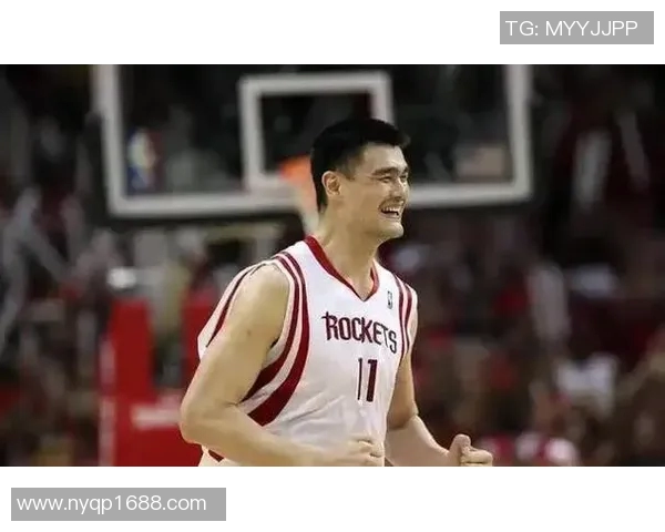 足球巨星与姚明的跨界友谊与合作故事揭秘