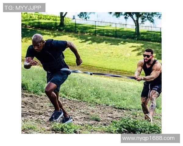 泰森与小罗伊琼斯对决分析：拳击传奇的巅峰对决与技术解析